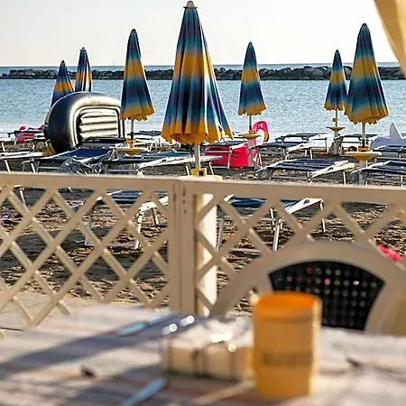 Bikini Tropicana Family 3* Ravenna