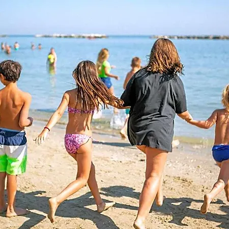 Bikini Tropicana Family Hotel Ravenna