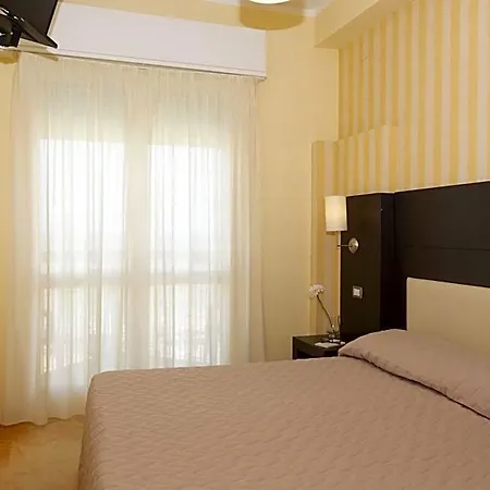 Hotel Bikini Tropicana Family Ravenna