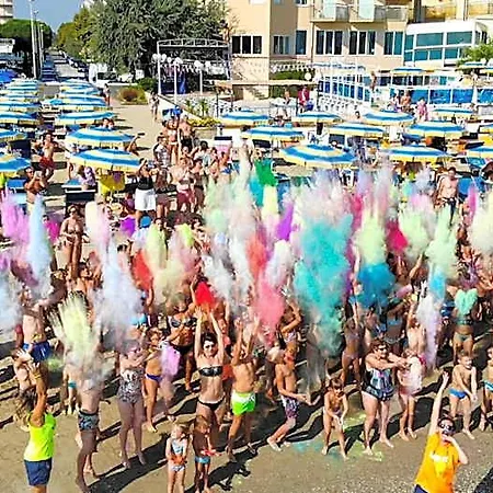 Bikini Tropicana Family 3* Ravenna