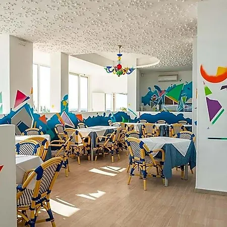 Bikini Tropicana Family Hotel 3*